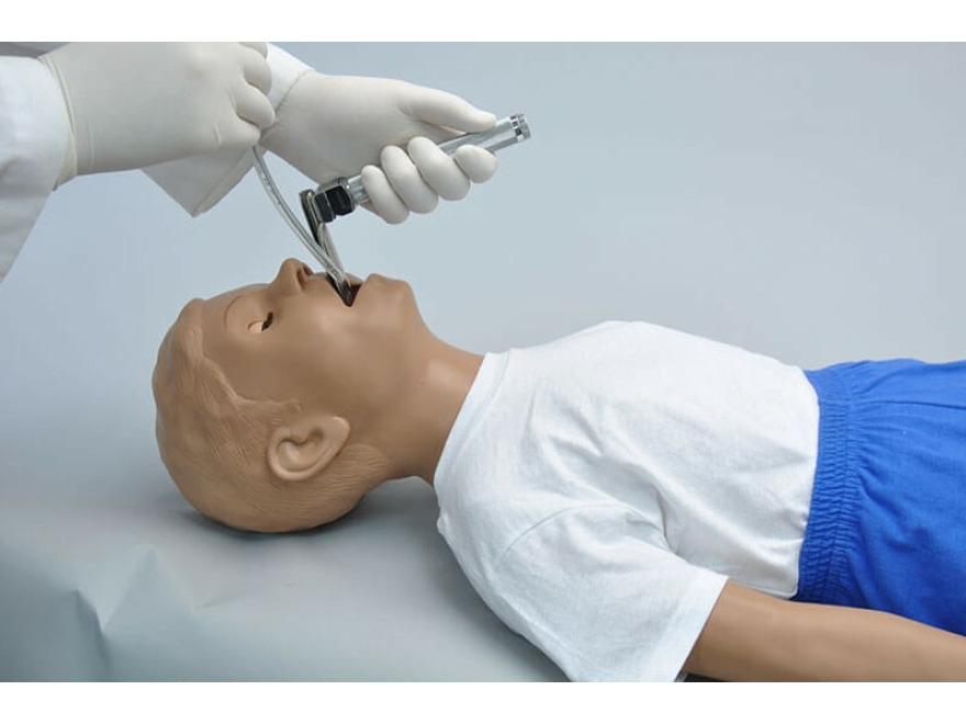 S155.250 Pediatrick simultor 5letho dtte pro ncvik oetovatelskch technik a rozen resuscitace s OMNI2 bez stomi